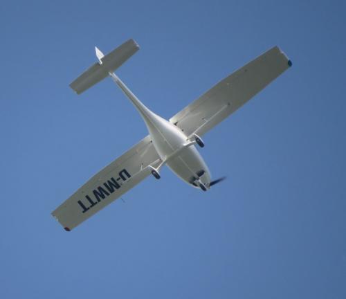 SmallAircraft-D-MWTT-06