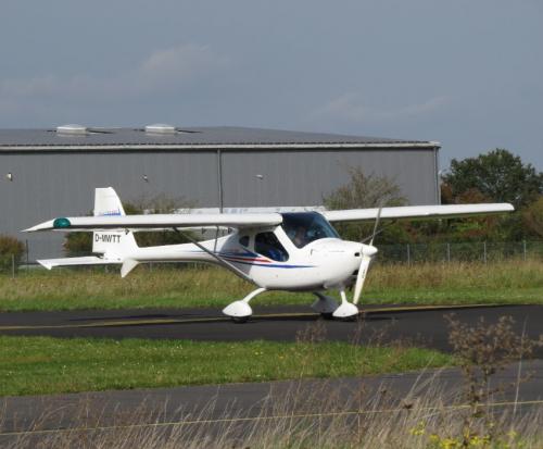SmallAircraft-D-MWTT-07