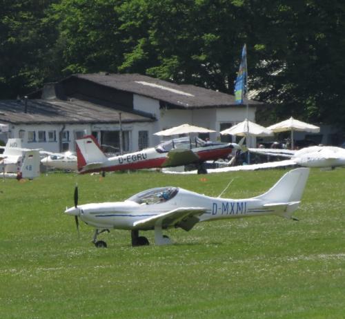 SmallAircraft-D-MXMI-07
