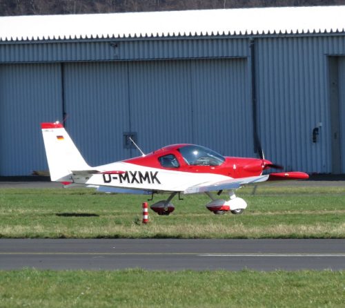 SmallAircraft-D-MXMK-04