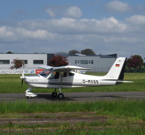 SmallAircraft-D-MXSS-01