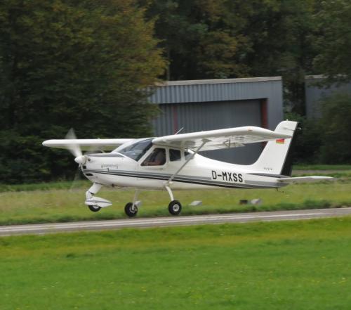 SmallAircraft-D-MXSS-04