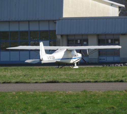 SmallAircraft-D-MYBB-03