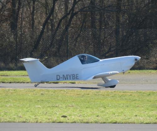 SmallAircraft-D-MYBE-02