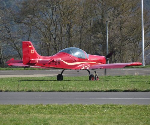 SmallAircraft-D-MYBR-03