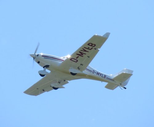 SmallAircraft-D-MYLB-04