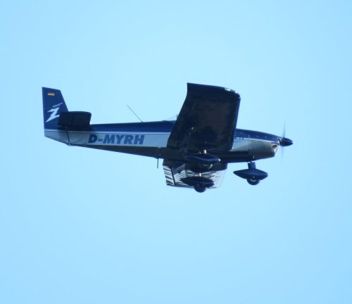 SmallAircraft-D-MYRH-03