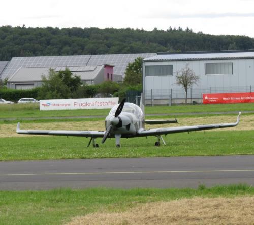 SmallAircraft-D-MYSP-04