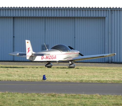 SmallAircraft-D-MZGA-05