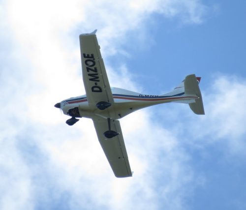 SmallAircraft-D-MZOE-06