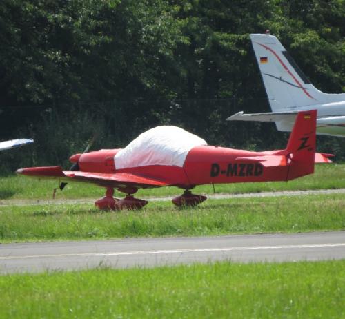 SmallAircraft-D-MZRD-01