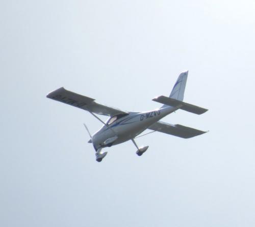 SmallAircraft-D-MZVG-02