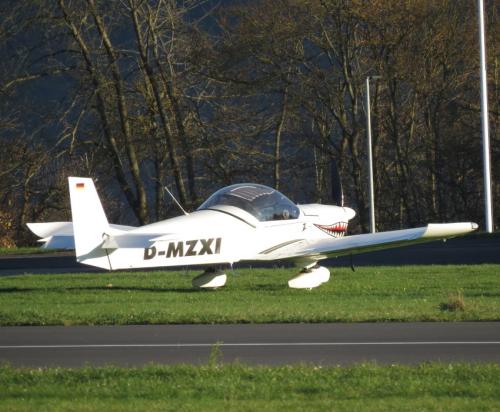 SmallAircraft-D-MZXI-02