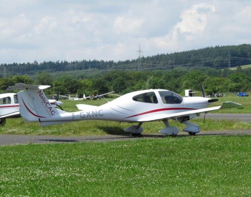 SmallAircraft-F-GXNC-02