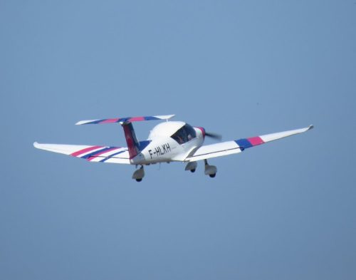 SmallAircraft-F-HLKH-02