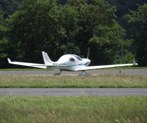 SmallAircraft-F-HVXA-01