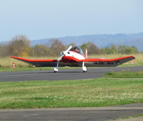 SmallAircraft-F-JBHT-01