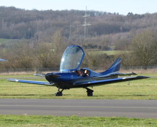SmallAircraft-F-JISS-02