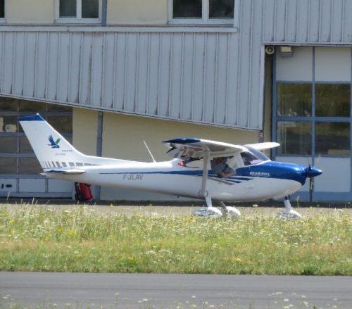 SmallAircraft-F-JLAV-02
