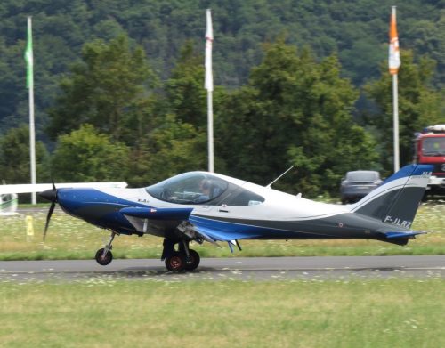SmallAircraft-F-JLRZ-03