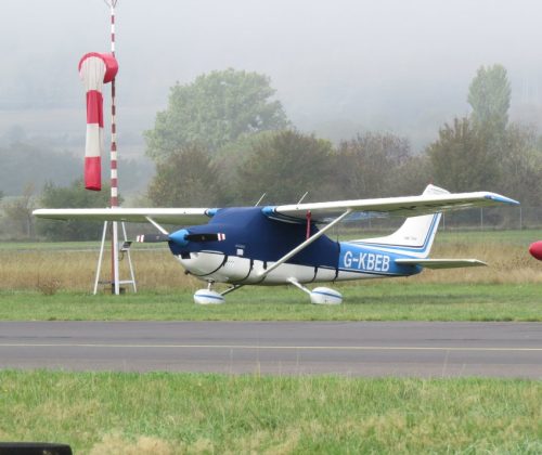 SmallAircraft-G-KBEB-01