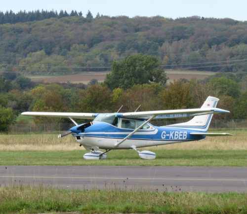 SmallAircraft-G-KBEB-03