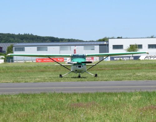 SmallAircraft-HB-CKB-01