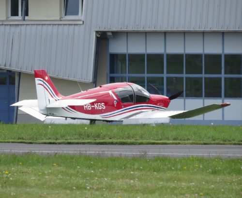SmallAircraft-HB-KGS-02