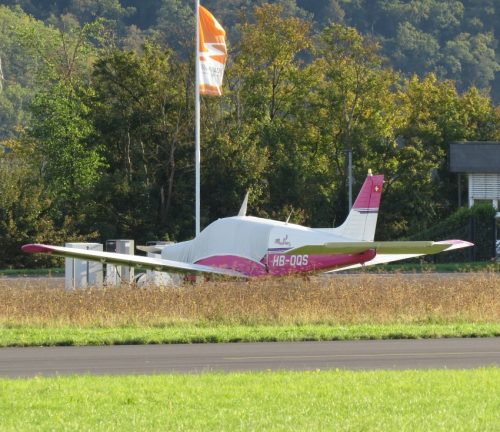 SmallAircraft-HB-OQS-02