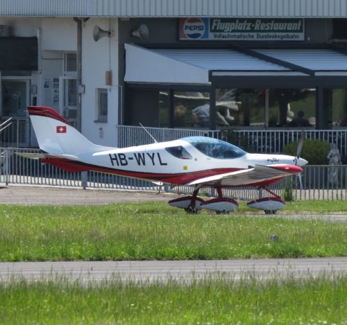 SmallAircraft-HB-WYL-02