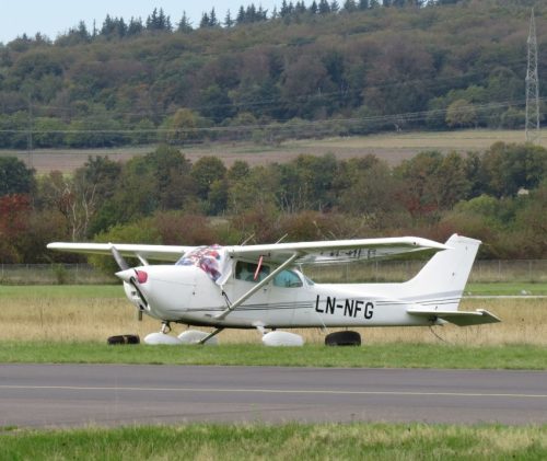 SmallAircraft-LN-NFG-02