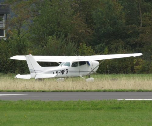 SmallAircraft-LN-NFG-03