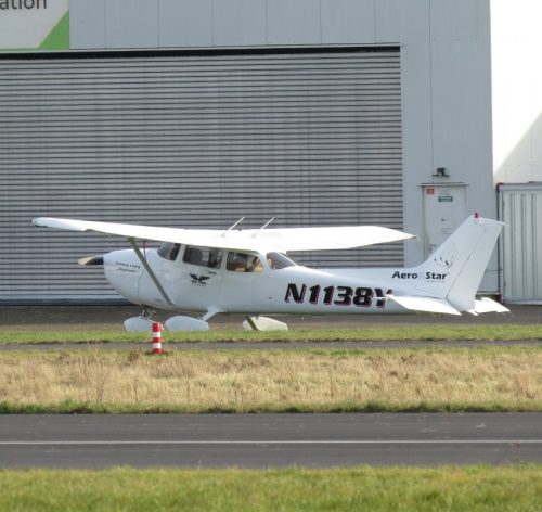 SmallAircraft-N1138Y-01