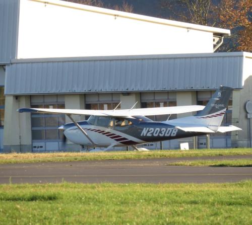 SmallAircraft-N203DB-02