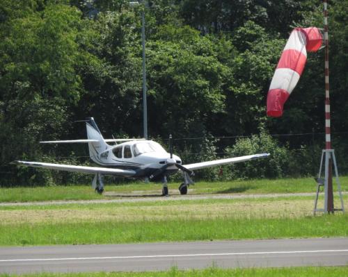 SmallAircraft-N44NP-01