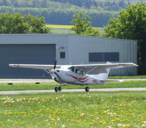 SmallAircraft-N8KL-01