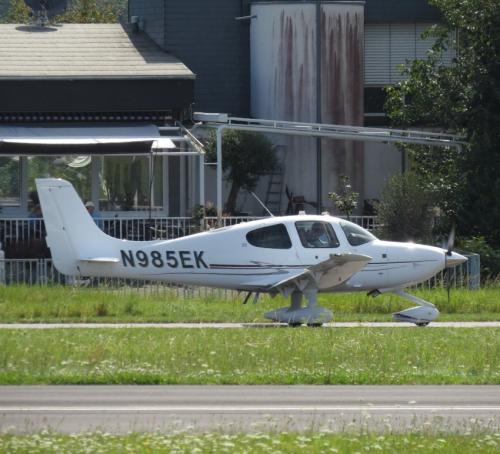 SmallAircraft-N985EK-02