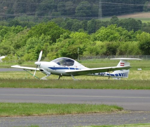 SmallAircraft-OE-ABF-02