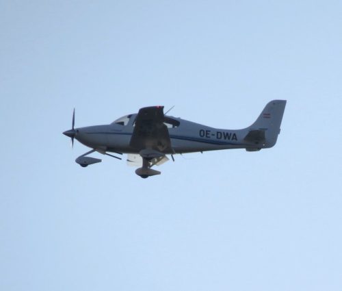 SmallAircraft-OE-DWA-02