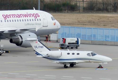 SmallAircraft-OE-FWF-01