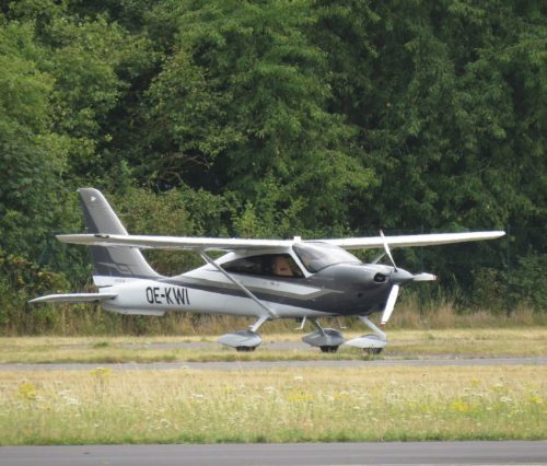 SmallAircraft-OE-KWI-01