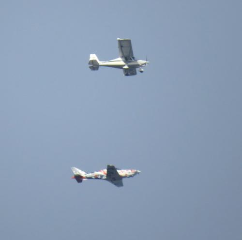 SmallAircraft-OM-W906-01