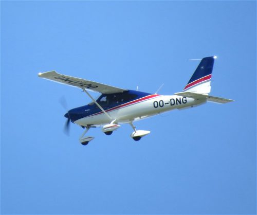 SmallAircraft-OO-DNG-07