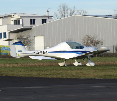 SmallAircraft-OO-F84-03