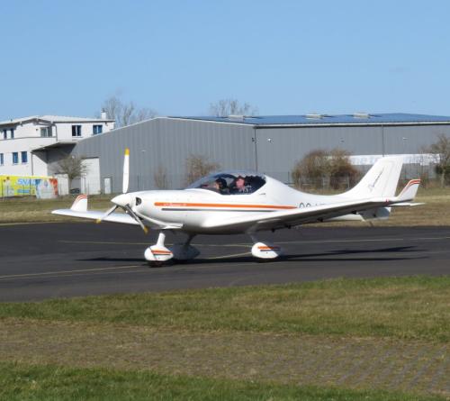 SmallAircraft-OO-H74-01