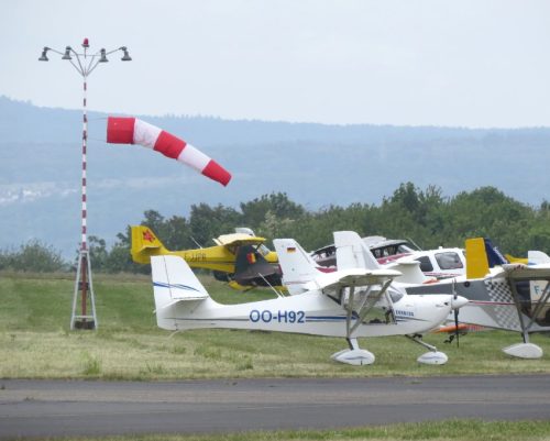 SmallAircraft-OO-H92-01