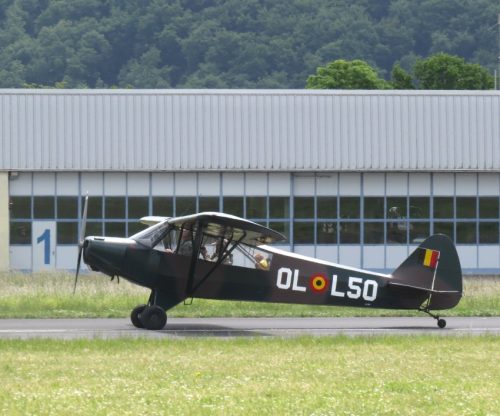 SmallAircraft-OO-LGM-02