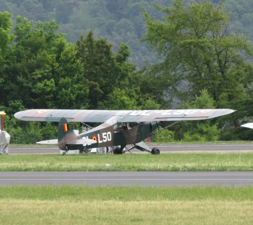 SmallAircraft-OO-LGM-04