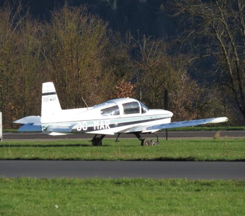 SmallAircraft-OO-MAR-05