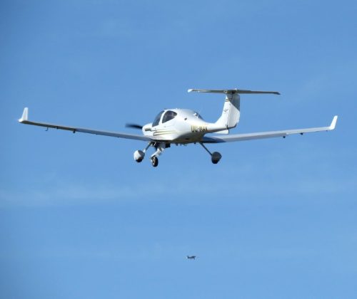 SmallAircraft-OO-MAV-04